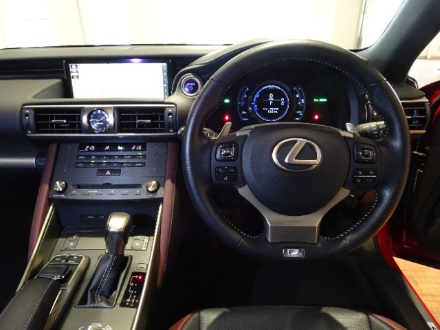レクサス IS300h F SPORT