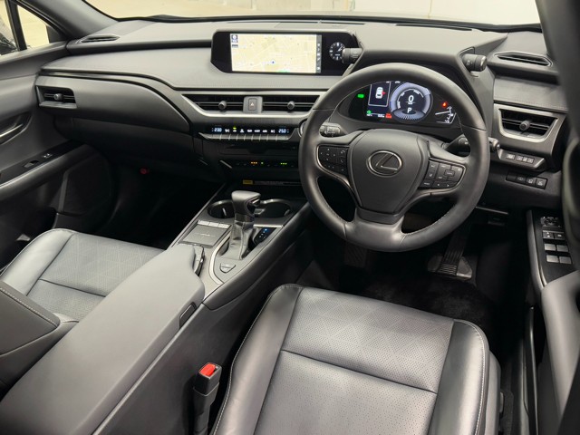 レクサス UX250h バージョンL
