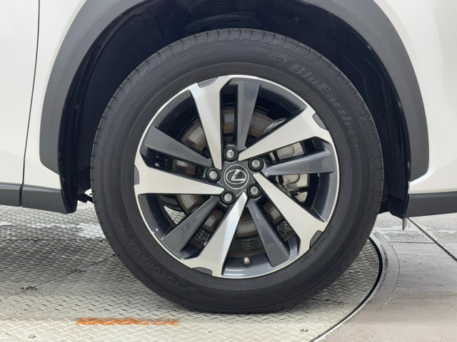 レクサス NX300h バージョンL