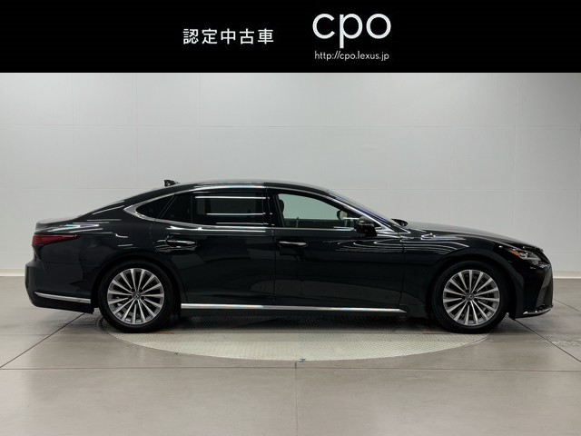 レクサス LS500h EXECUTIVE