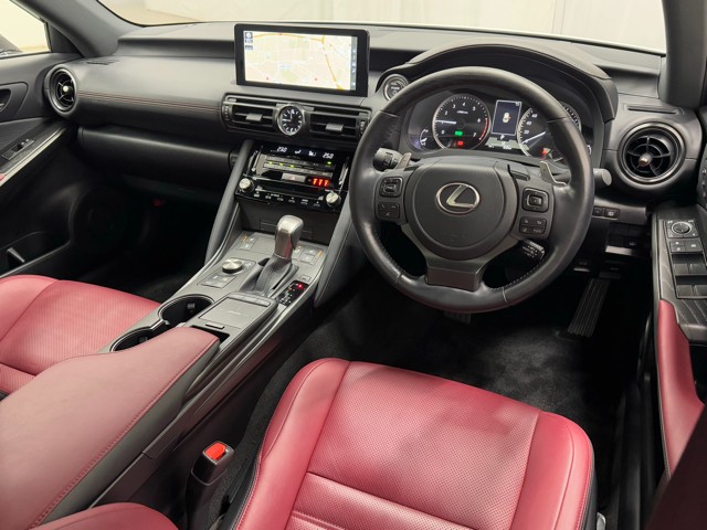 レクサス IS300h バージョンL