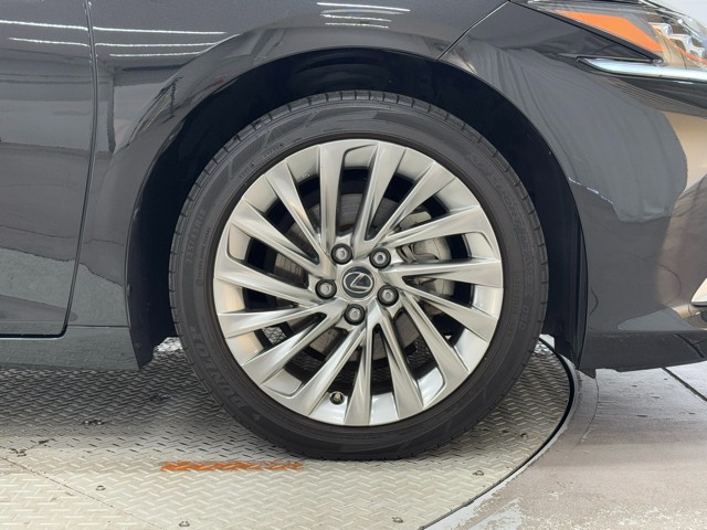 レクサス ES300h バージョンL