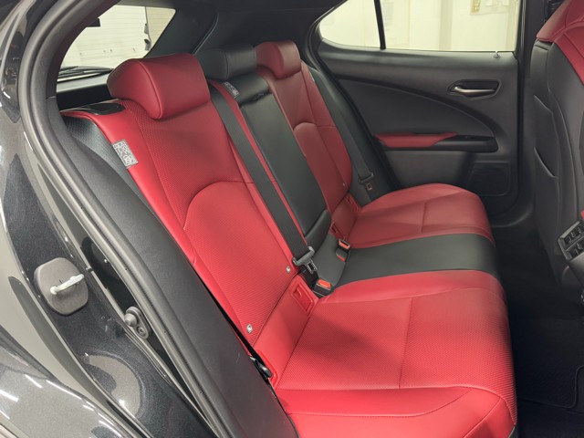 レクサス UX200 F SPORT