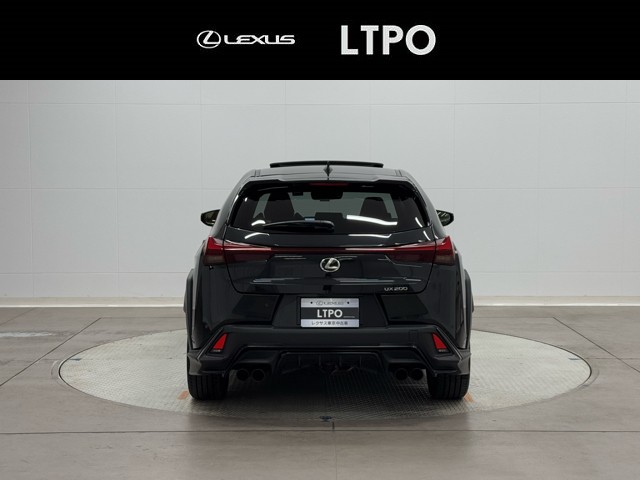 レクサス UX200 F SPORT