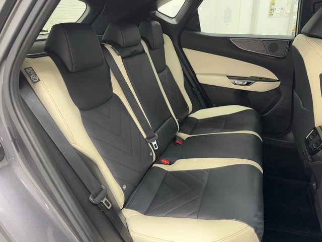 レクサス NX350h バージョンL