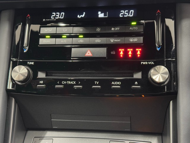 レクサス IS300h F SPORT MODE3