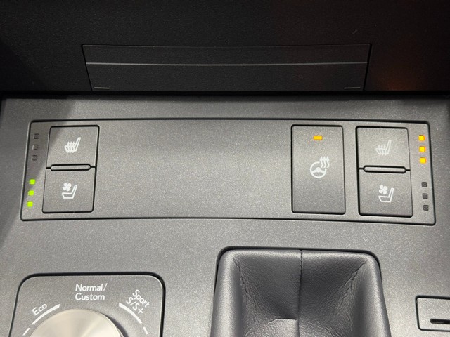 レクサス IS300h F SPORT MODE3