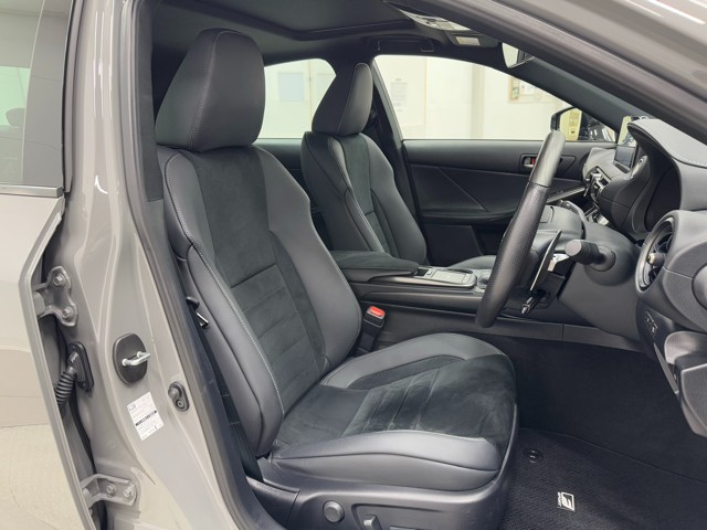 レクサス IS300h F SPORT MODE3