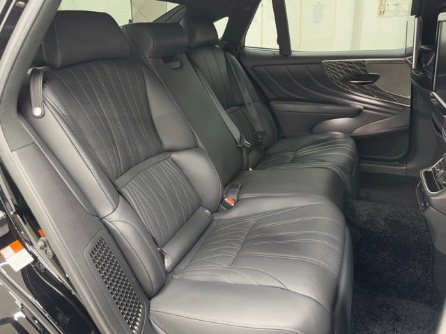 レクサス LS500h エグゼクティブ