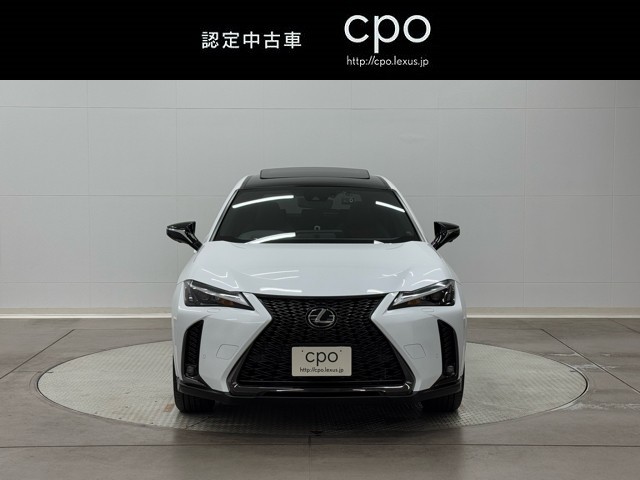 レクサス UX250h Fスポエモ Exp