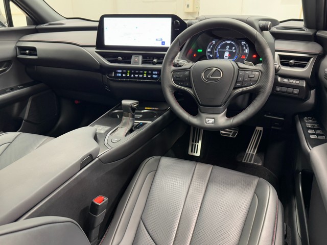 レクサス UX250h Fスポーツ