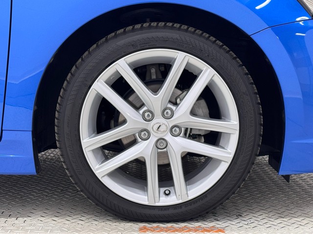 レクサス CT200h バージョンL