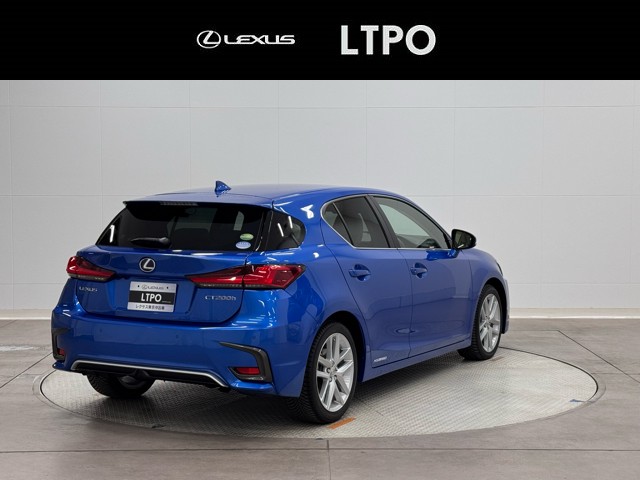 レクサス CT200h バージョンL