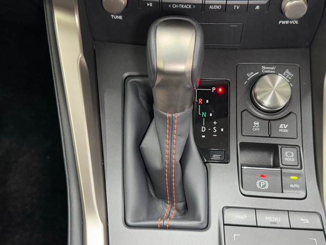 レクサス NX300h VER-L