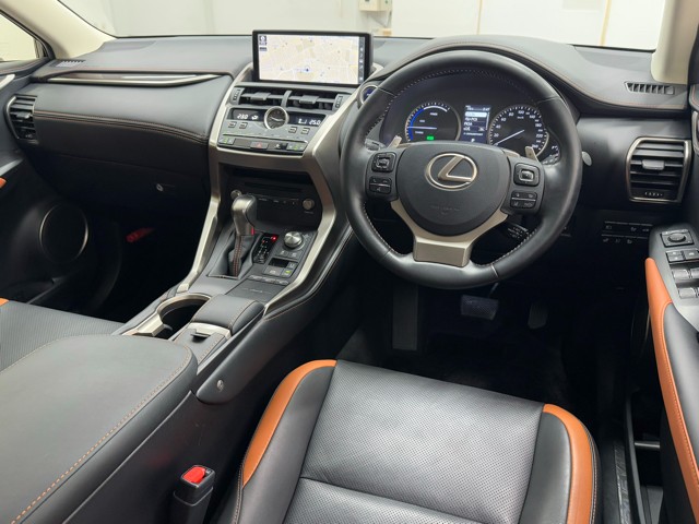 レクサス NX300h VER-L