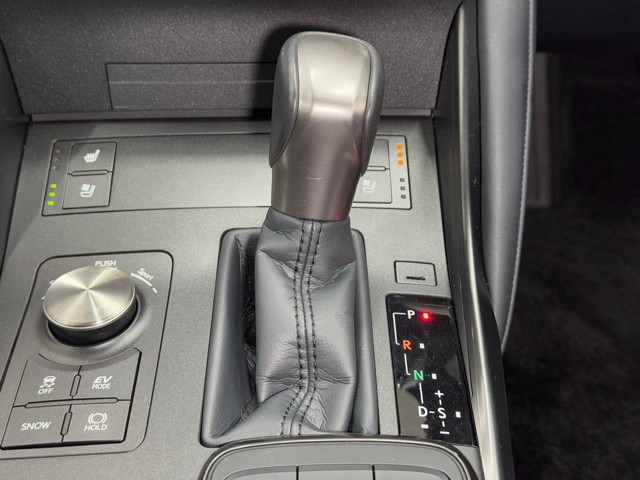 レクサス IS300h バージョンL