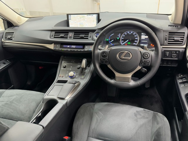 レクサス CT200h バージョンC