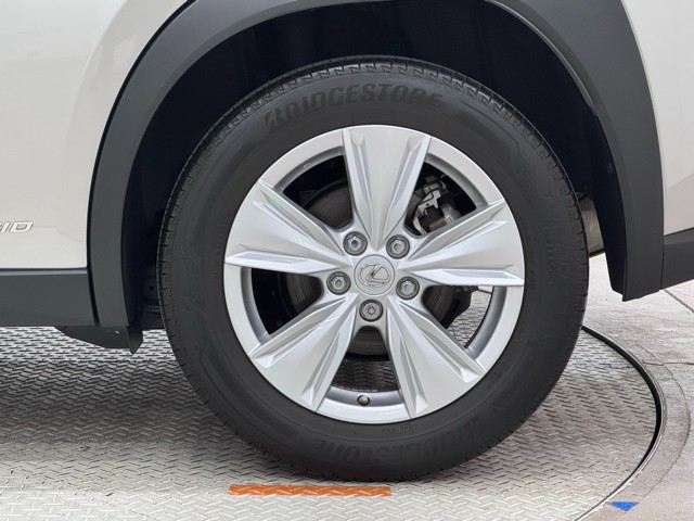 レクサス UX250h バージョンC