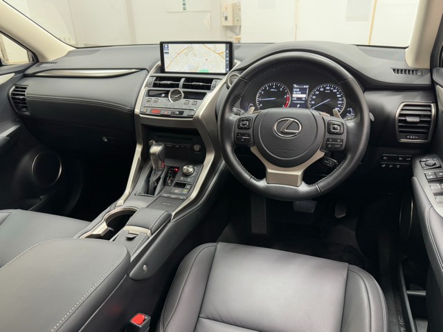 レクサス NX300 Iパッケージ