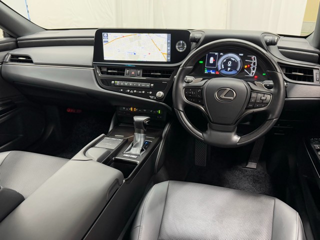 レクサス ES300h