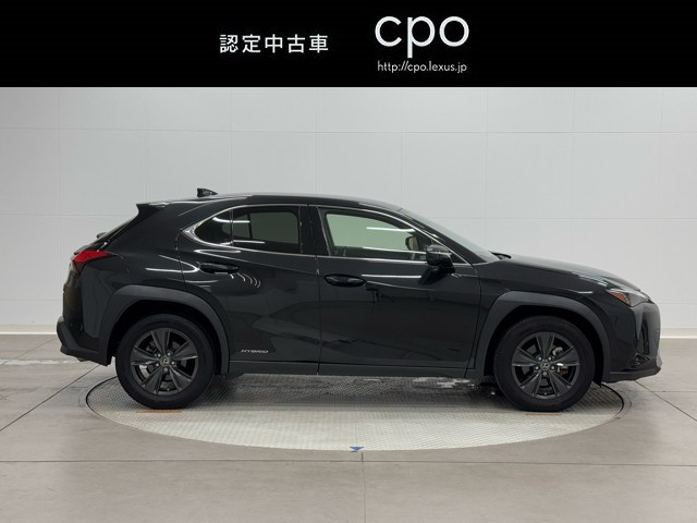 レクサス UX250h バージョンC