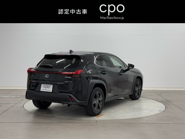 レクサス UX250h バージョンC
