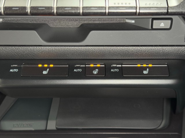 レクサス UX200 バージョンC
