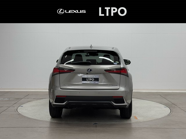 レクサス NX300h バージョンL