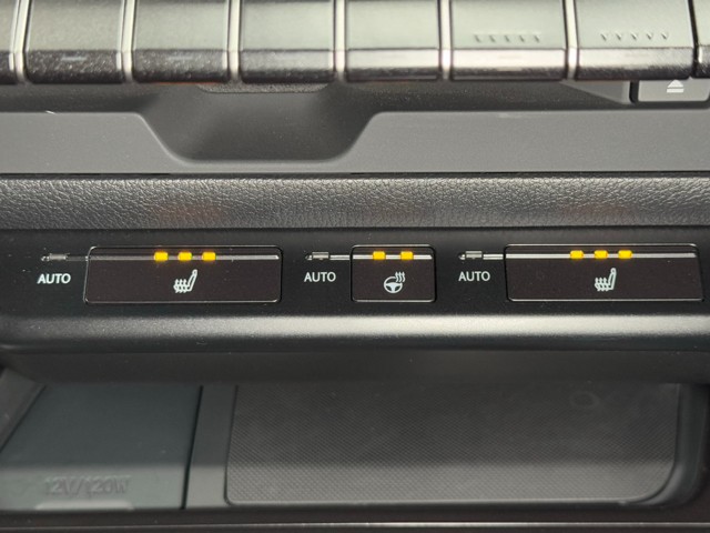 レクサス UX250h バージョンC