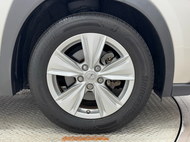 レクサス UX250h バージョンC