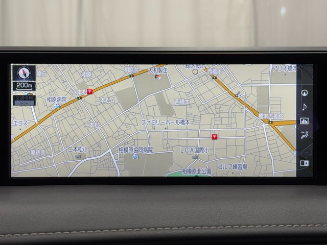 レクサス UX200 Fスポーツ