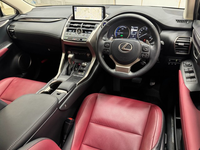 レクサス NX300h VER-L