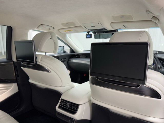 レクサス LS500h EXECUTIVE