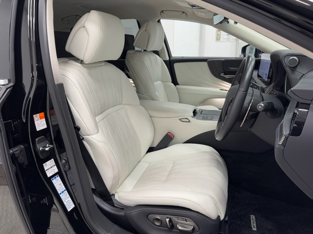 レクサス LS500h EXECUTIVE