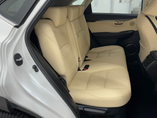 レクサス NX200t I-PKG