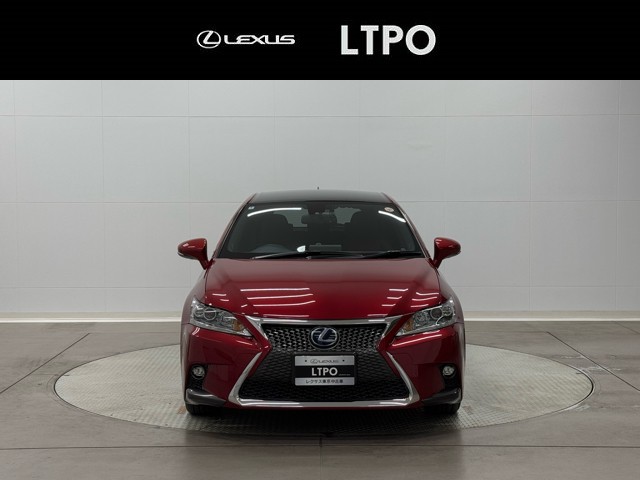 レクサス CT200h Fスポーツ
