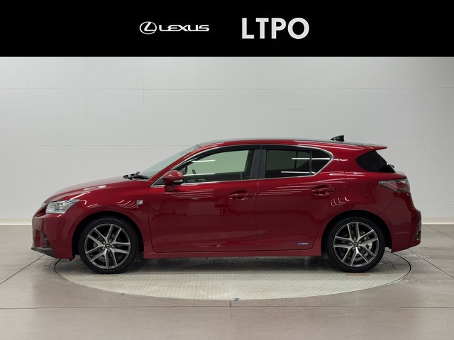 レクサス CT200h Fスポーツ