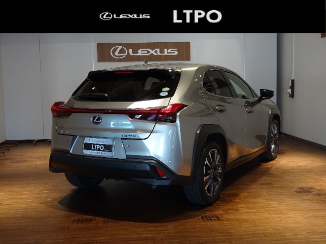 レクサス UX250h VER-L