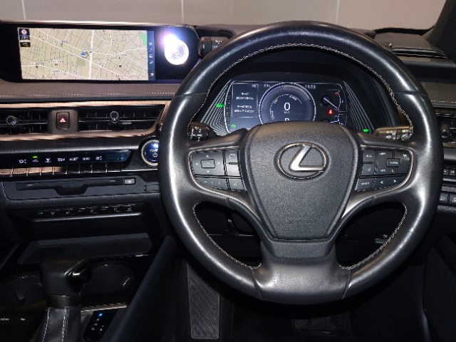 レクサス UX250h VER-L