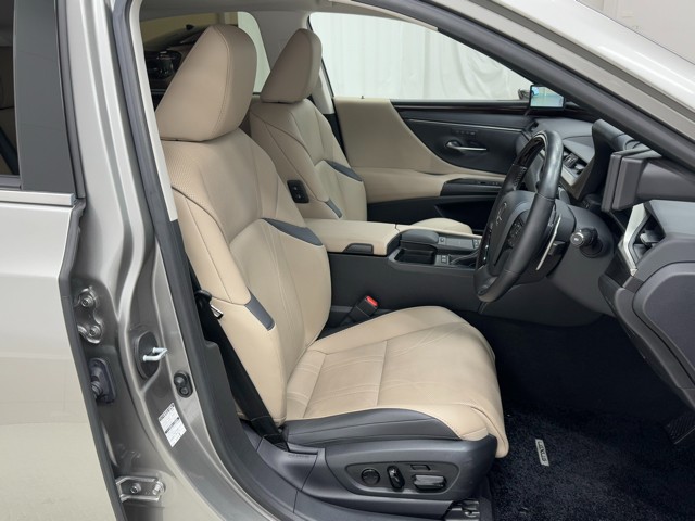 レクサス ES300h VER-L