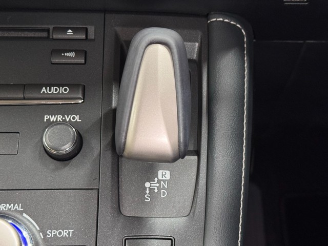 レクサス CT200h