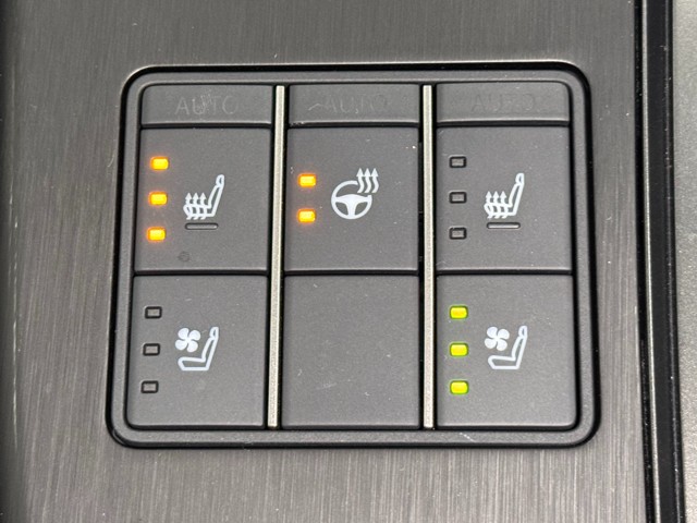 レクサス UX300h バージョンL