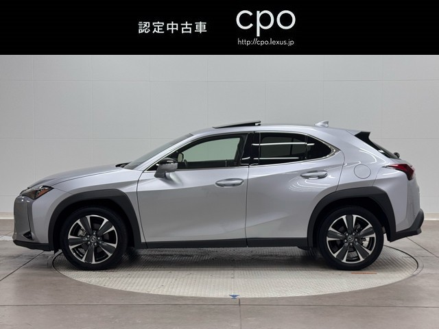 レクサス UX300h バージョンL