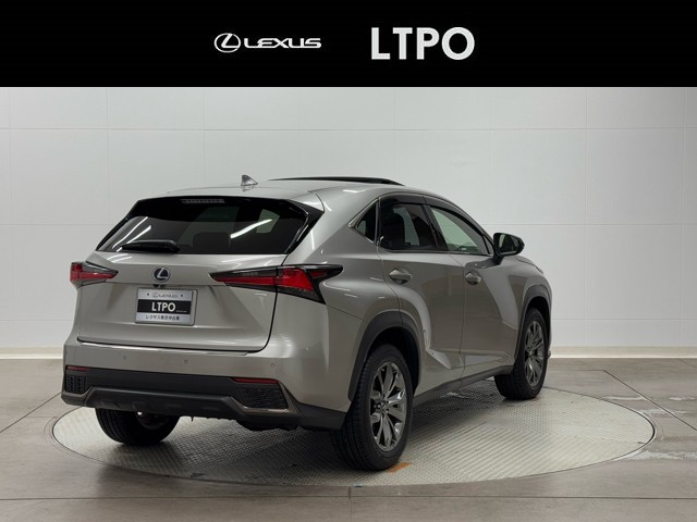レクサス NX300h F SPORT