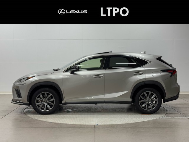 レクサス NX300h F SPORT