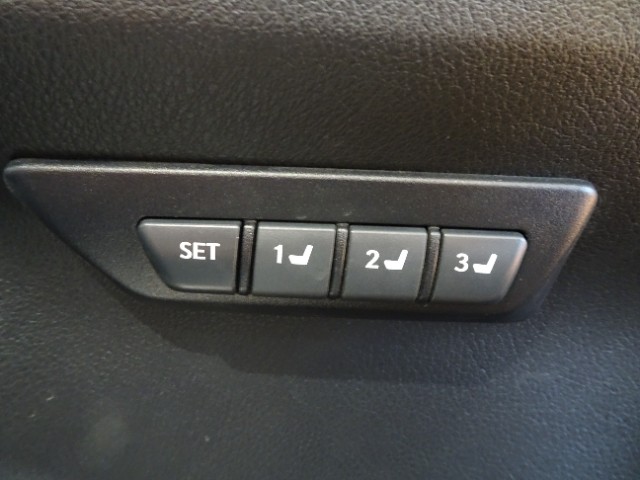 レクサス NX300h Iパッケージ