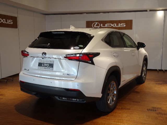レクサス NX300h Iパッケージ