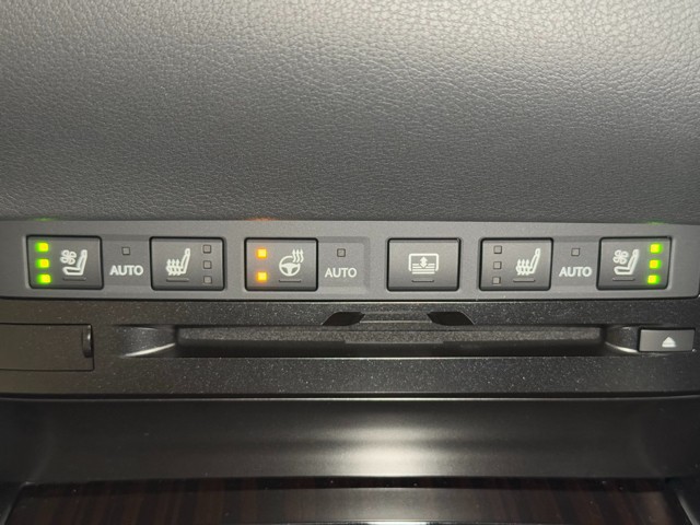 レクサス ES300h バージョンL