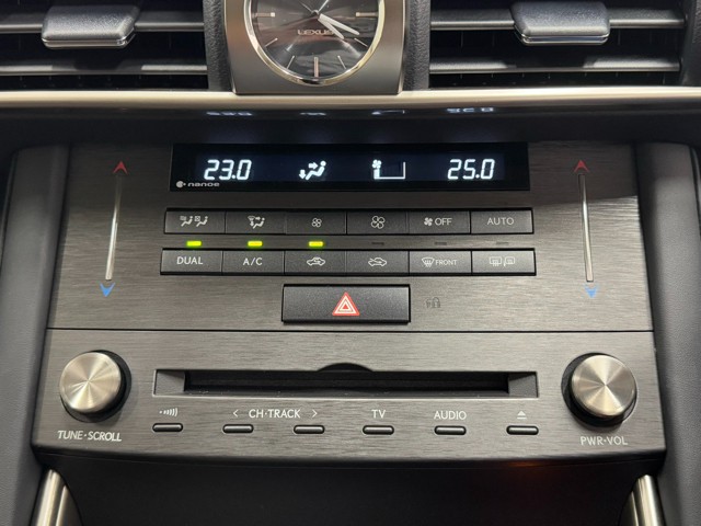 レクサス IS300h VER-L