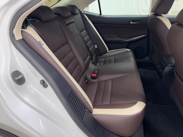 レクサス IS300h VER-L